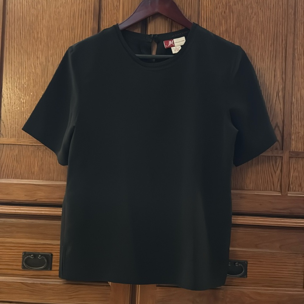 JM Collection Round Neck Keyhole Shell Blouse Layer Professional Grandmacore